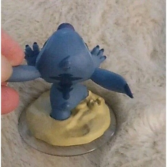 Stitch Disney Infinity 2.0 Figure Model# INF-1000118 - Picture 3 of 3
